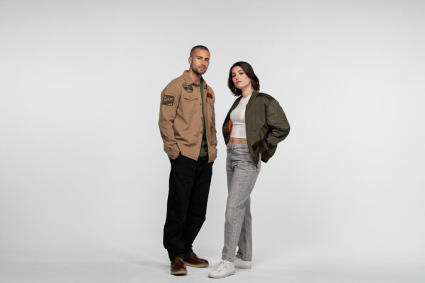 Photo lookbook studio pour Daytona 73, réalisée par Indiana Anders.